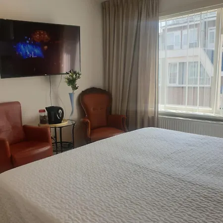 Tamar 2 Bed & Breakfast Katwijk aan Zee Room photo